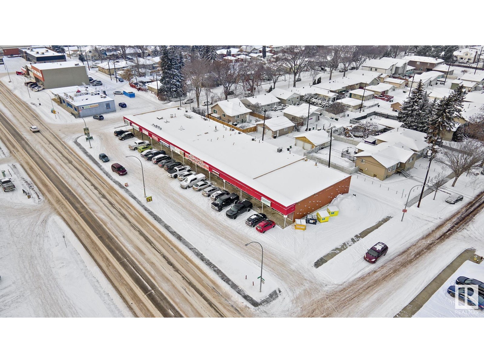 Photo 17 of 7240 101 Av Nw, Edmonton AB