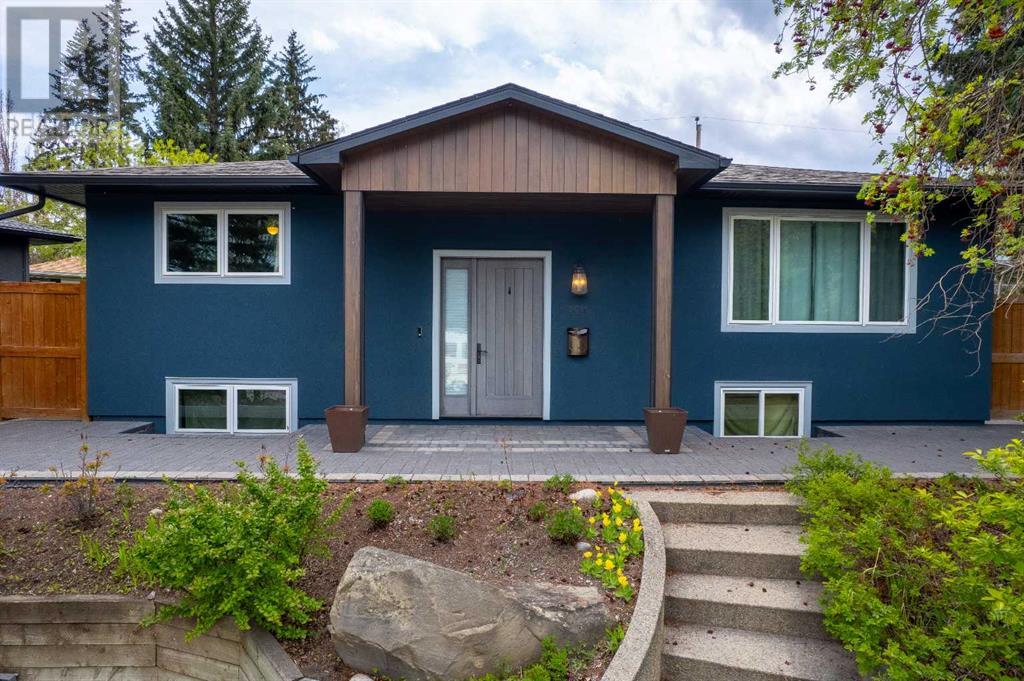 Single Family House Bungalow for Sale in  Wimbledon Crescent SW Wildwood Calgary 