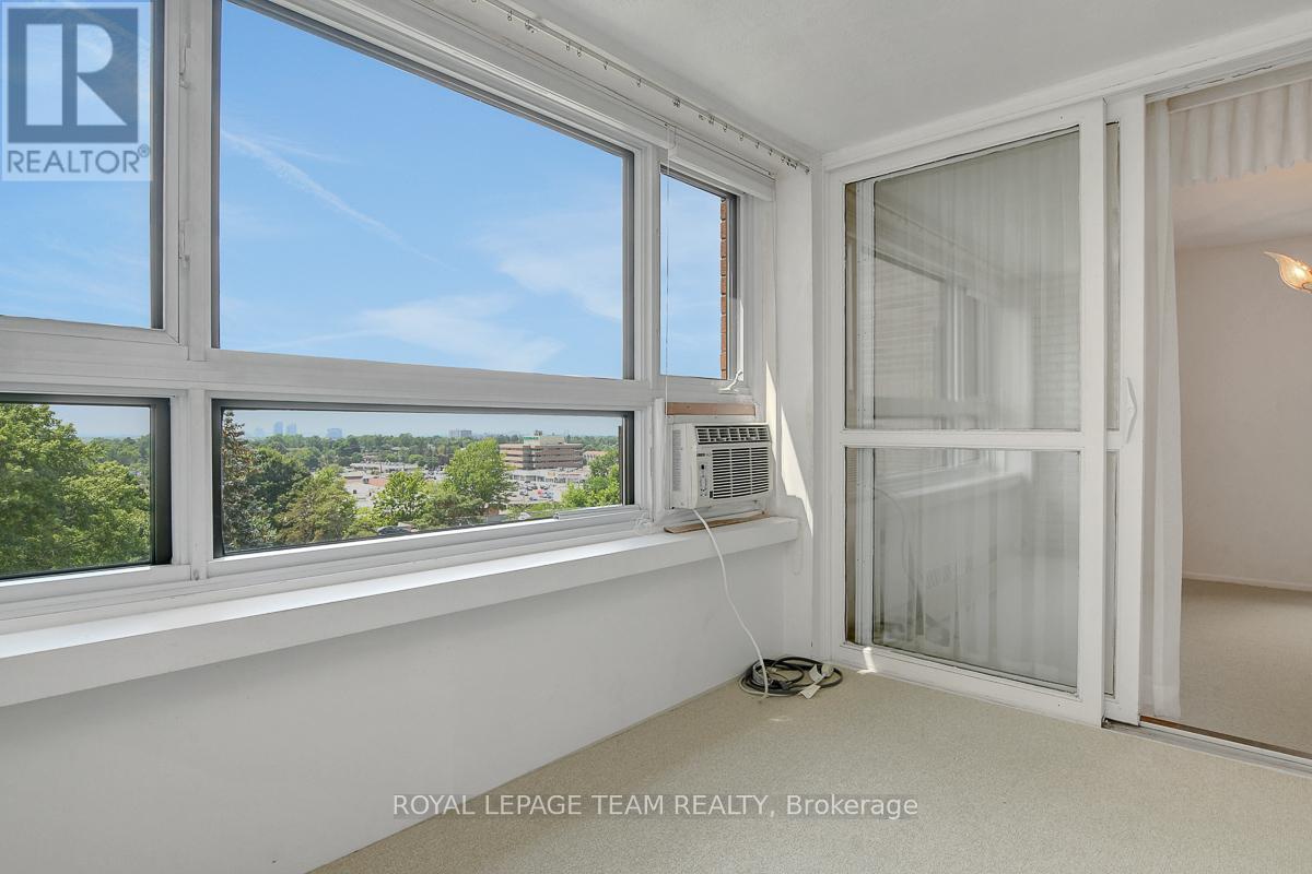 Photo 10 of 601 1356 Meadowlands Drive E, Ottawa ON