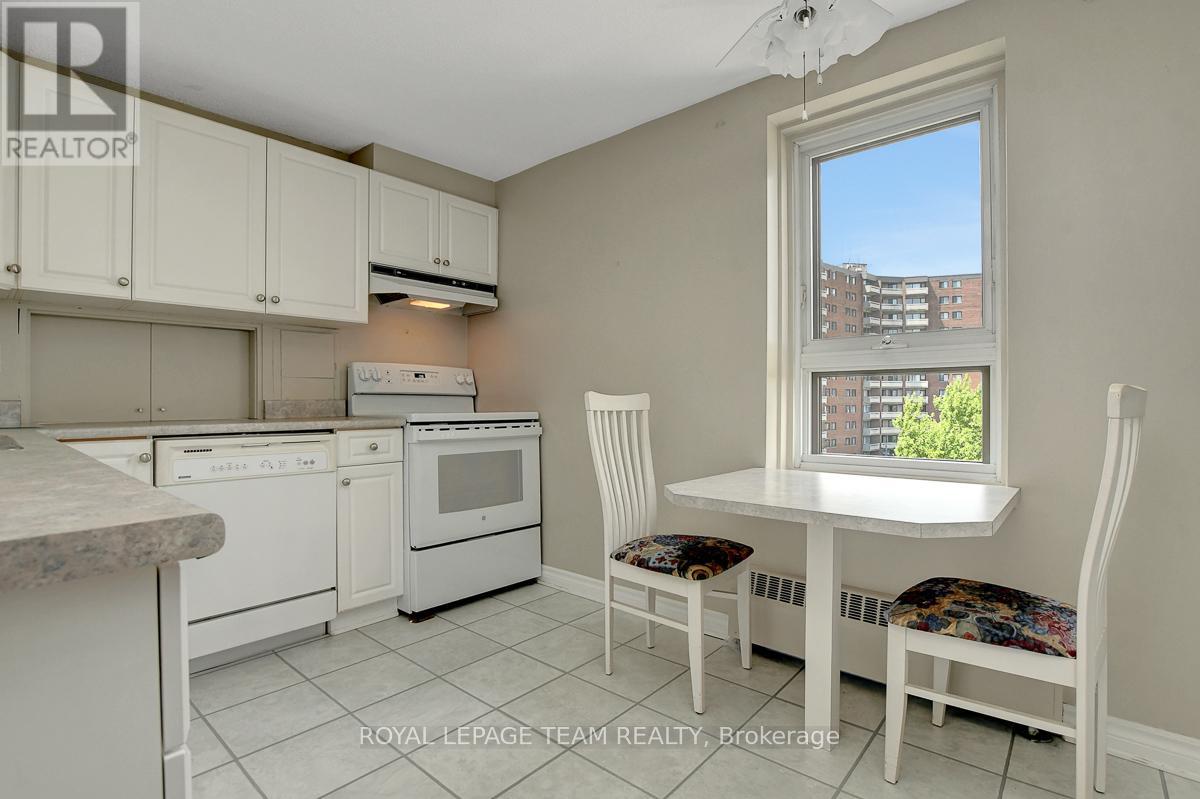 Photo 11 of 601 1356 Meadowlands Drive E, Ottawa ON