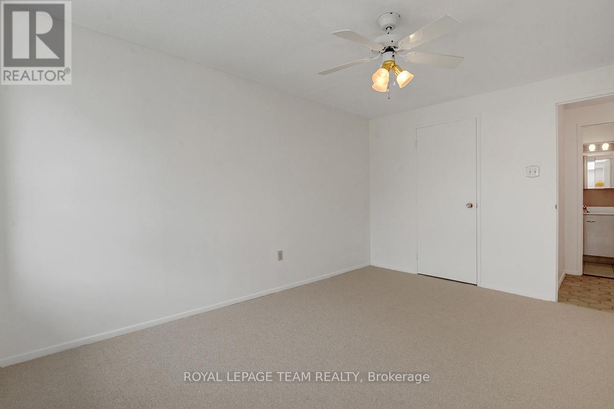 Photo 15 of 601 1356 Meadowlands Drive E, Ottawa ON