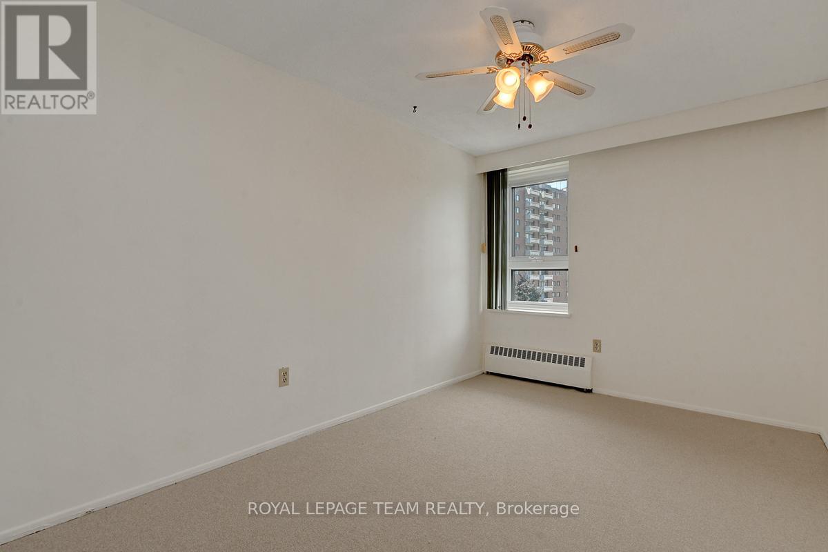 Photo 16 of 601 1356 Meadowlands Drive E, Ottawa ON