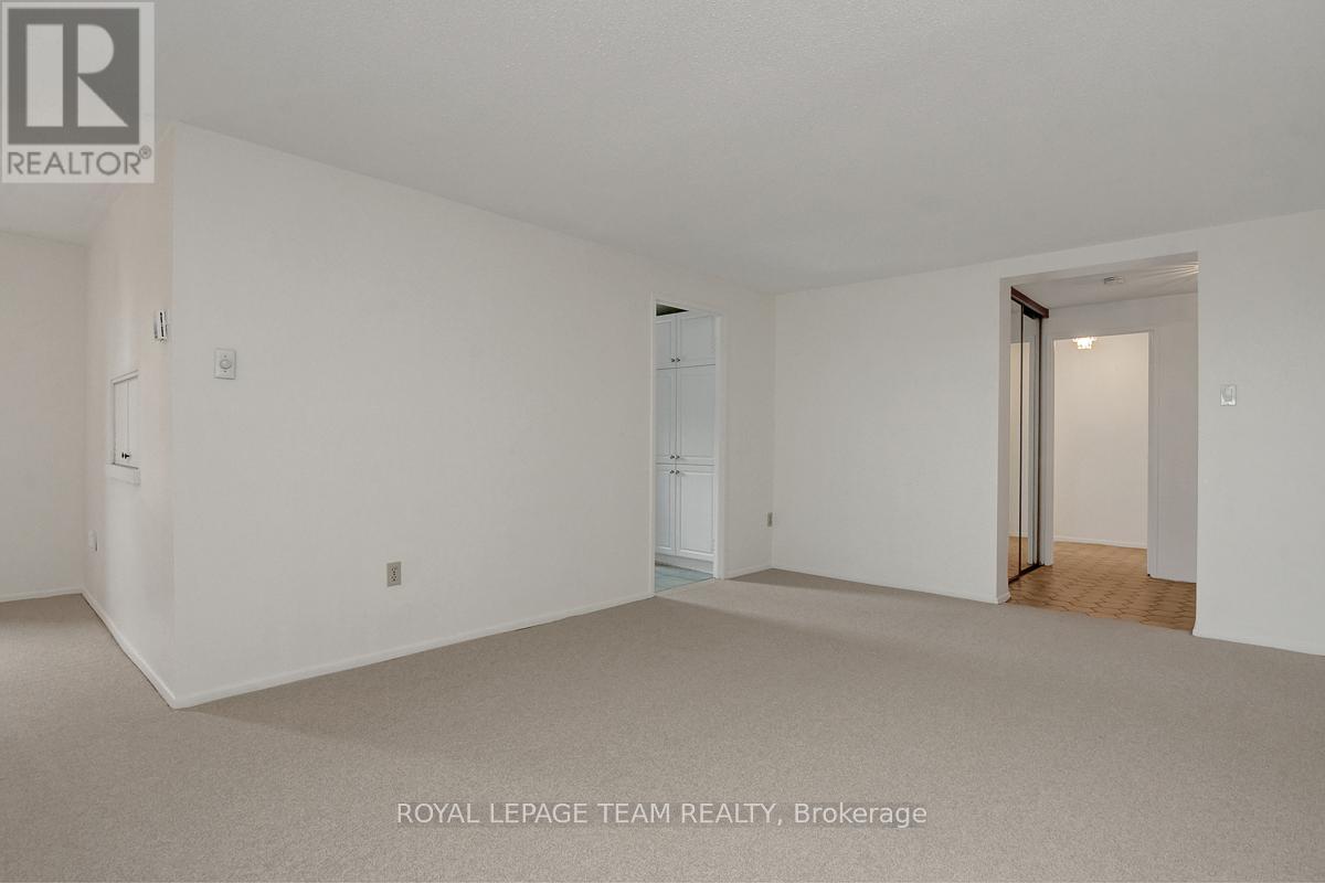 Photo 6 of 601 1356 Meadowlands Drive E, Ottawa ON