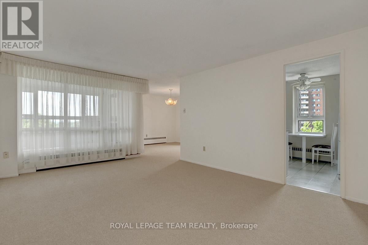 Photo 9 of 601 1356 Meadowlands Drive E, Ottawa ON