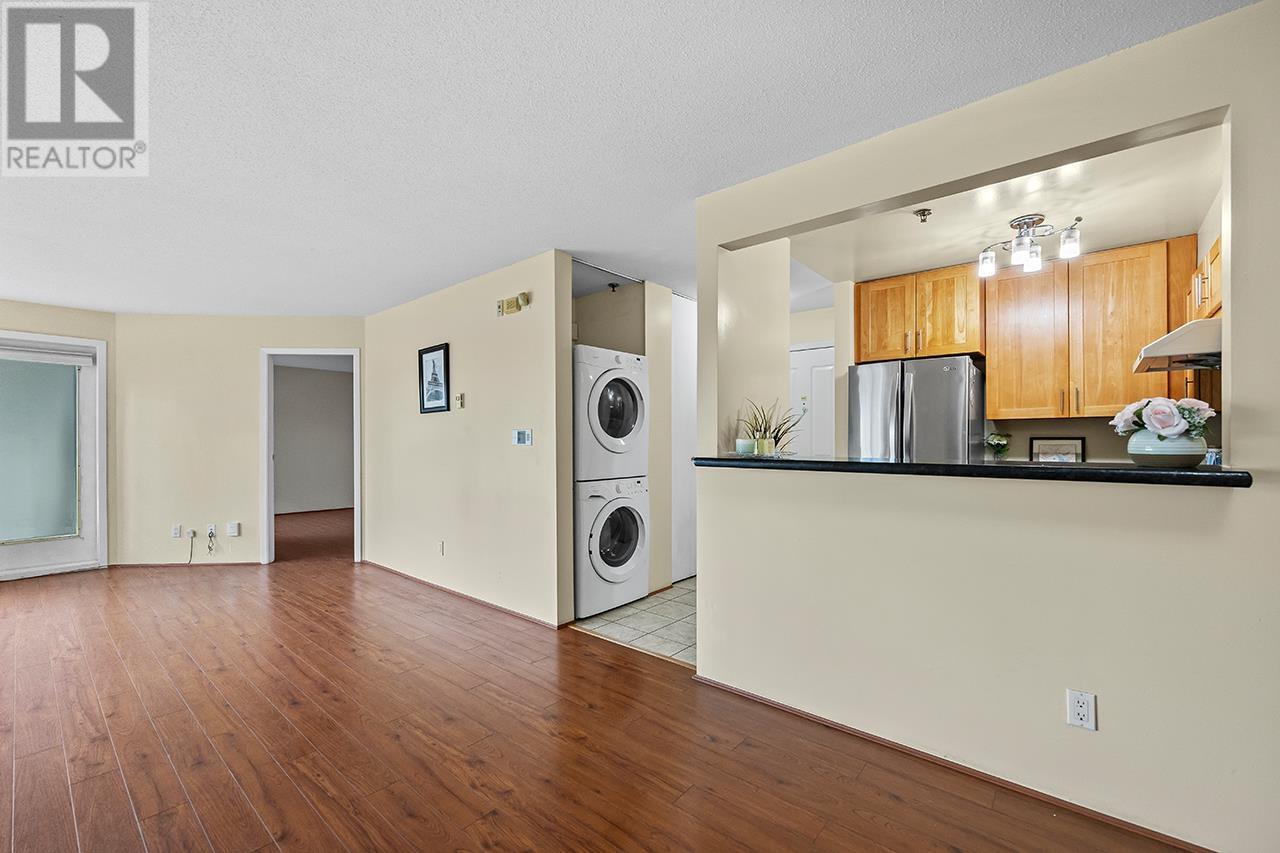 Photo 3 of 203 7800 St Albans Road, Richmond BC