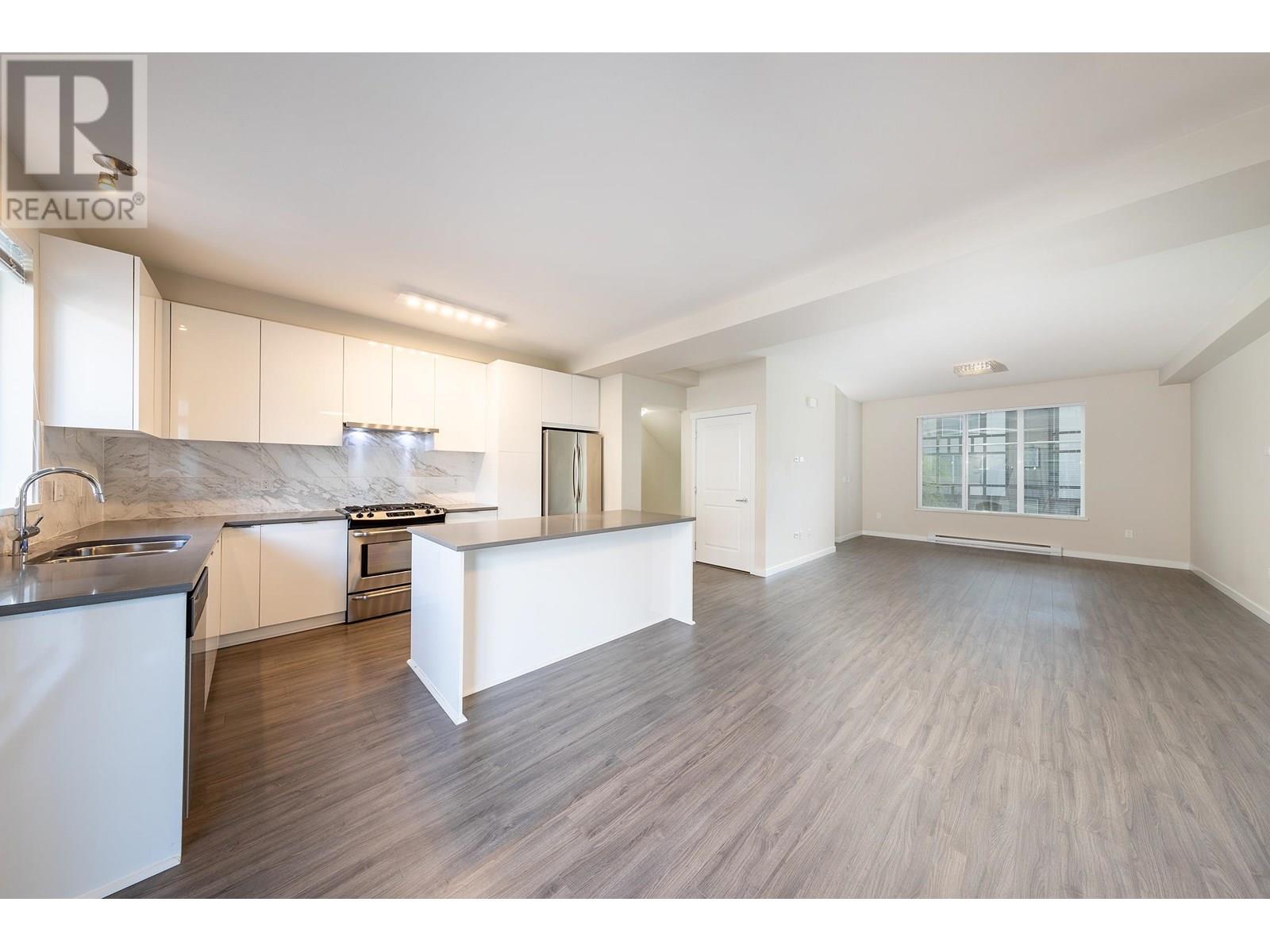 Photo 17 of 37 9728 Alexandra Road, Richmond BC