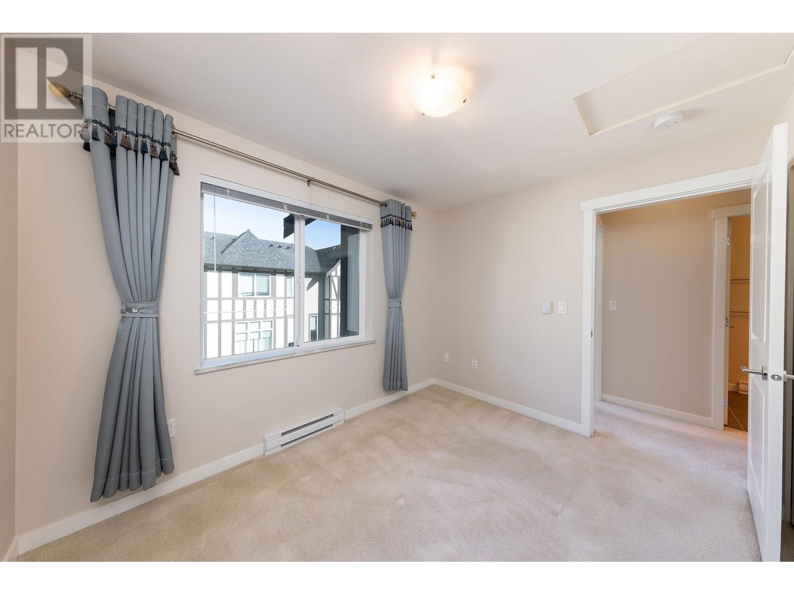 Photo 6 of 37 9728 Alexandra Road, Richmond BC