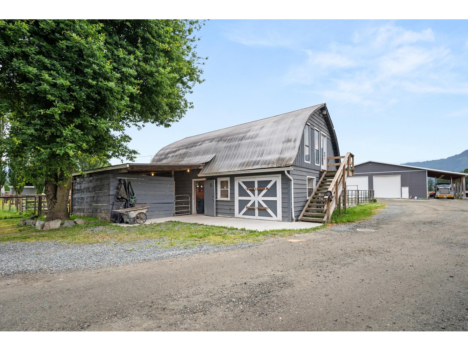 Photo 4 of 5063 Boundary Road, Abbotsford BC