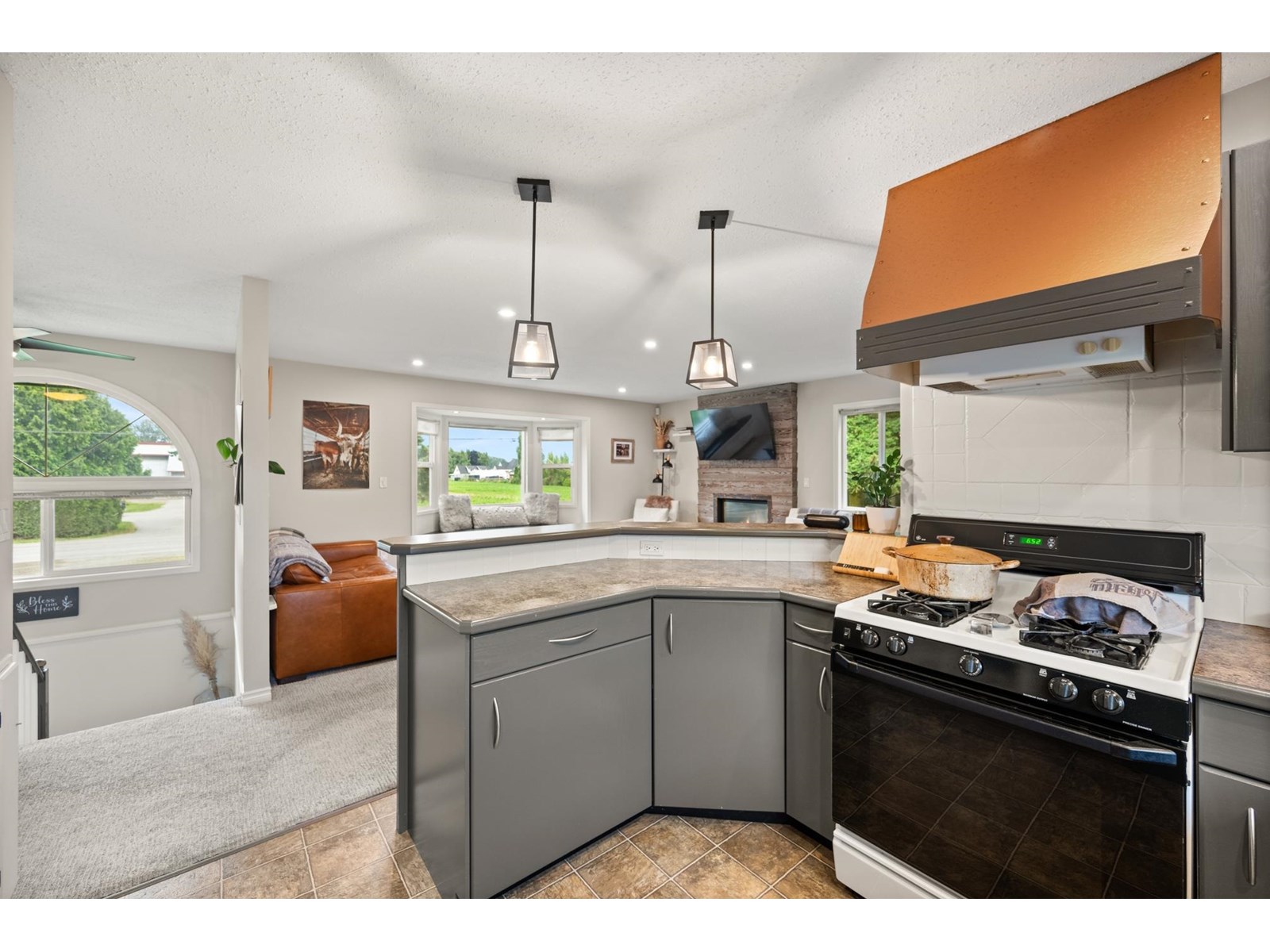 Photo 7 of 5063 Boundary Road, Abbotsford BC