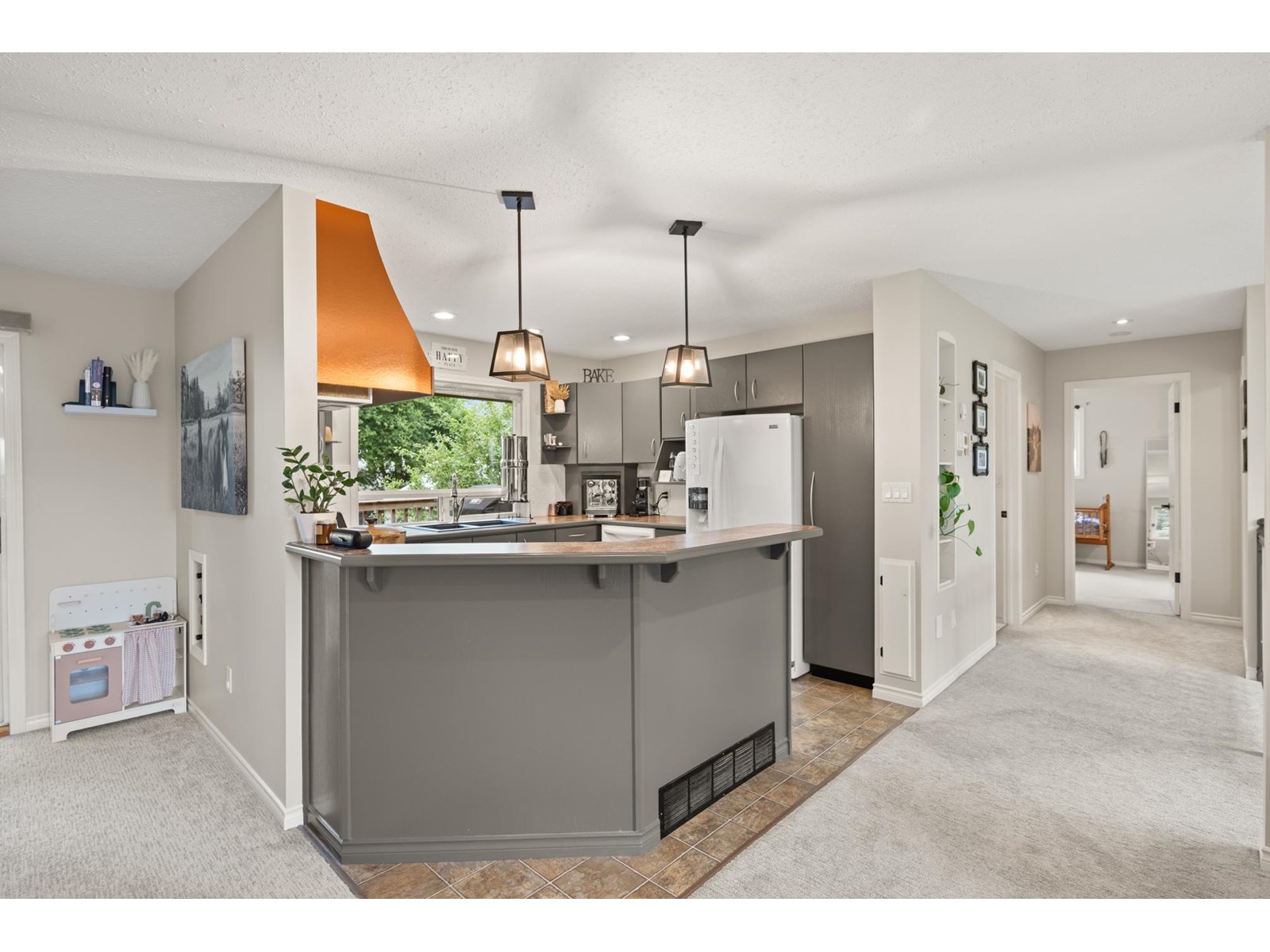Photo 10 of 5063 Boundary Road, Abbotsford BC
