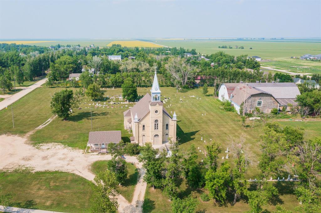 Photo 12 of 1077 26 Highway Highway, St Francois Xavier MB