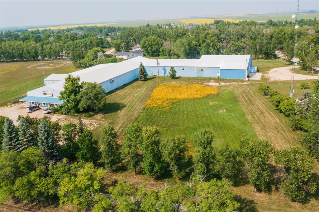 Photo 5 of 1077 26 Highway Highway, St Francois Xavier MB