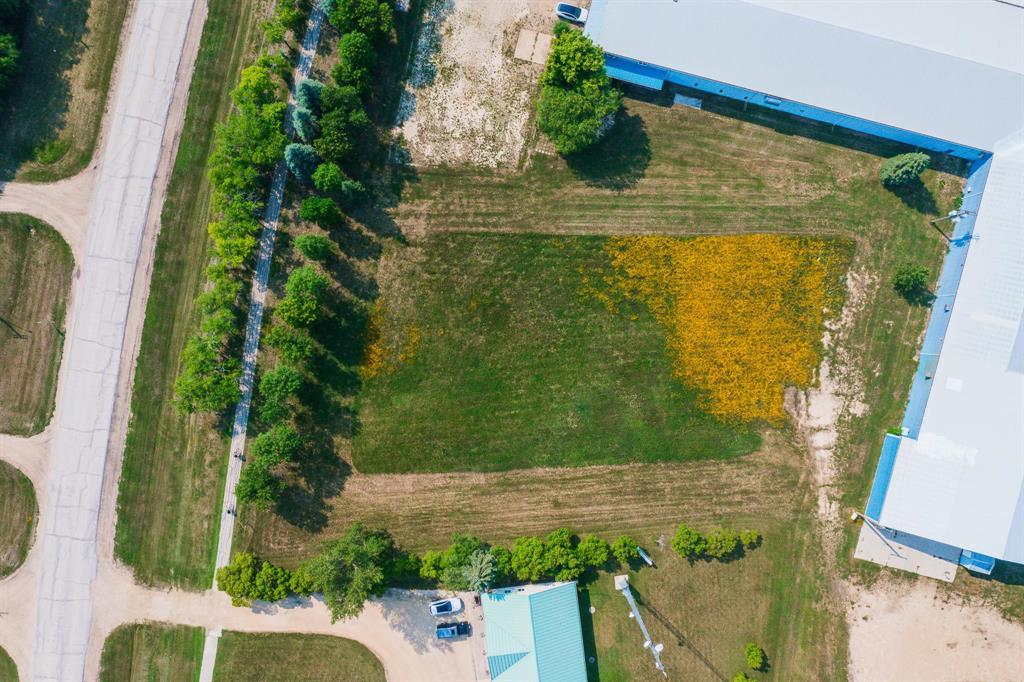 Photo 9 of 1077 26 Highway Highway, St Francois Xavier MB
