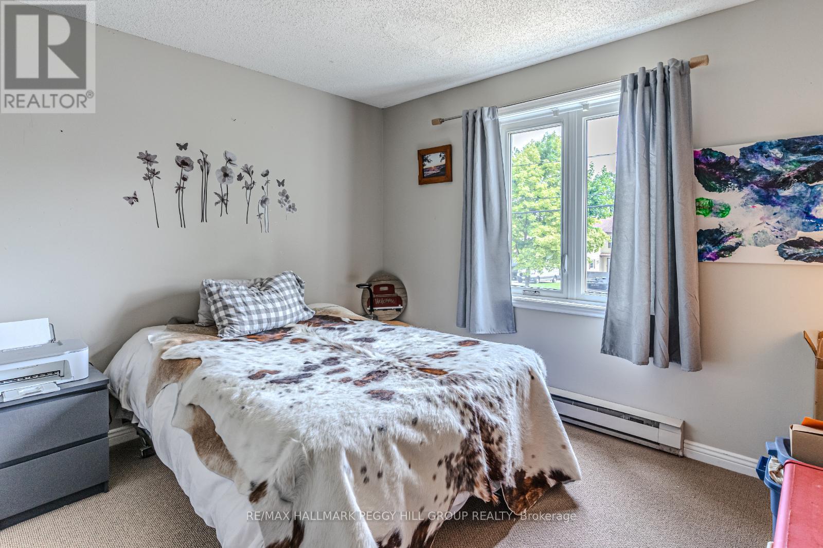 Photo 6 of 884 Maplewood Drive, Innisfil ON
