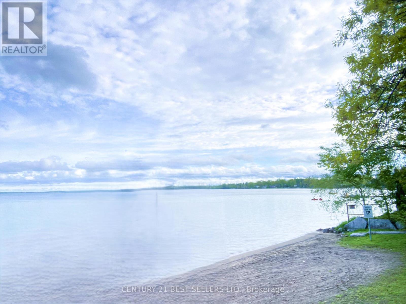 Photo 43 of 3317 Summerhill Way, Severn ON