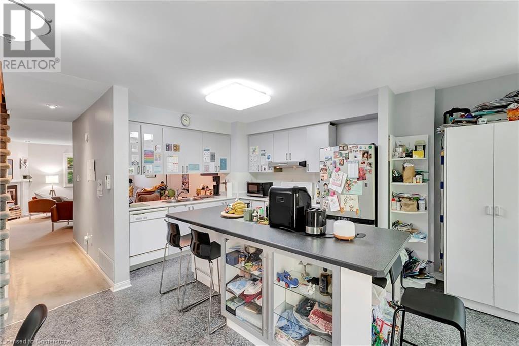 Photo 13 of 26 Moss Boulevard Unit 34, Dundas ON