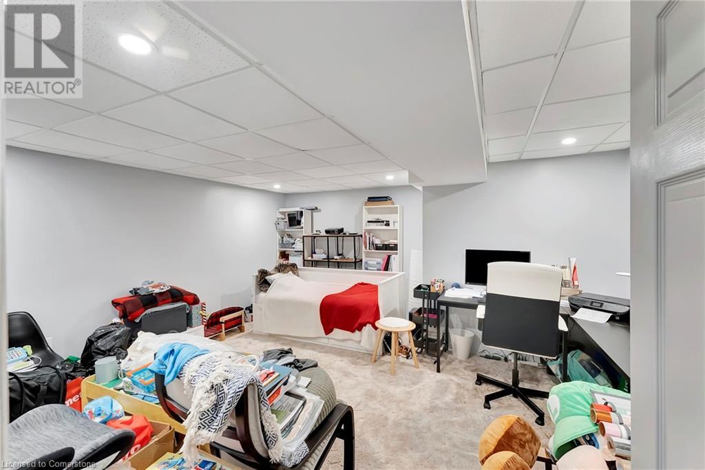 Photo 23 of 26 Moss Boulevard Unit 34, Dundas ON