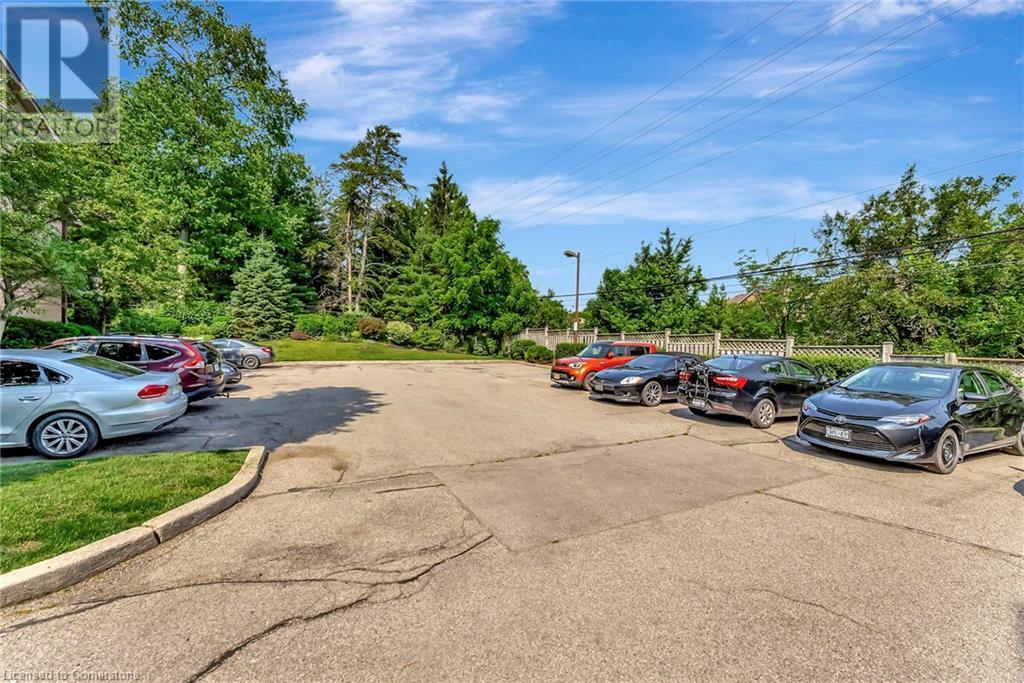 Photo 31 of 26 Moss Boulevard Unit 34, Dundas ON