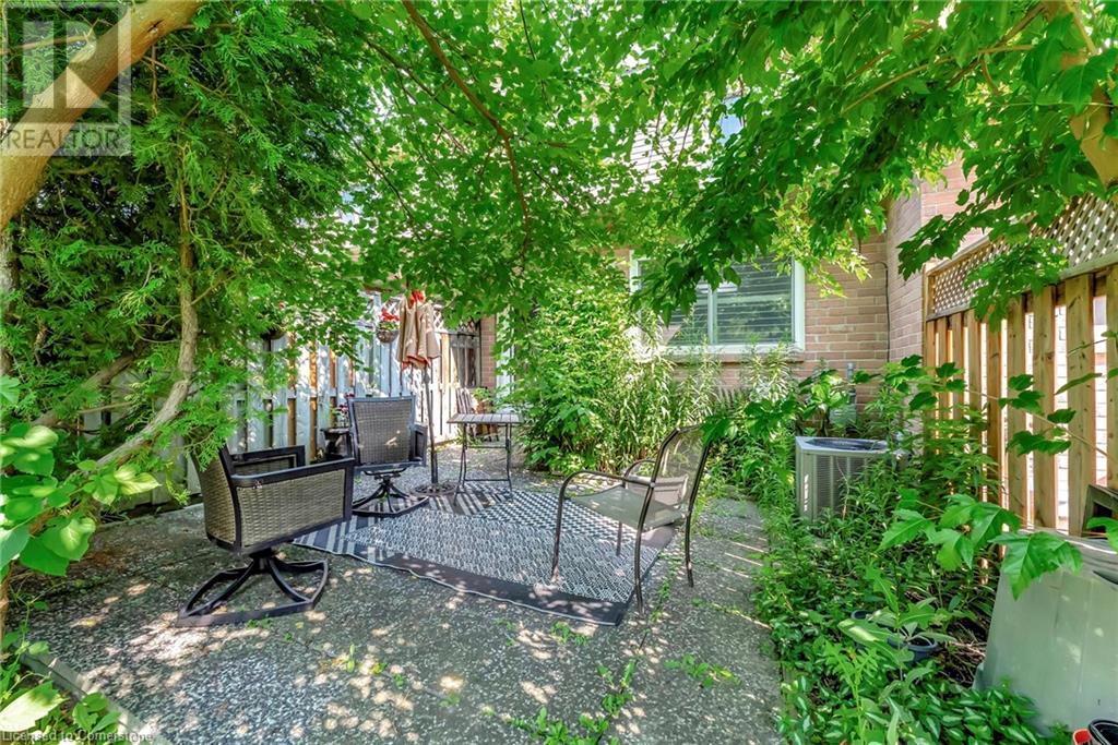 Photo 29 of 26 Moss Boulevard Unit 34, Dundas ON