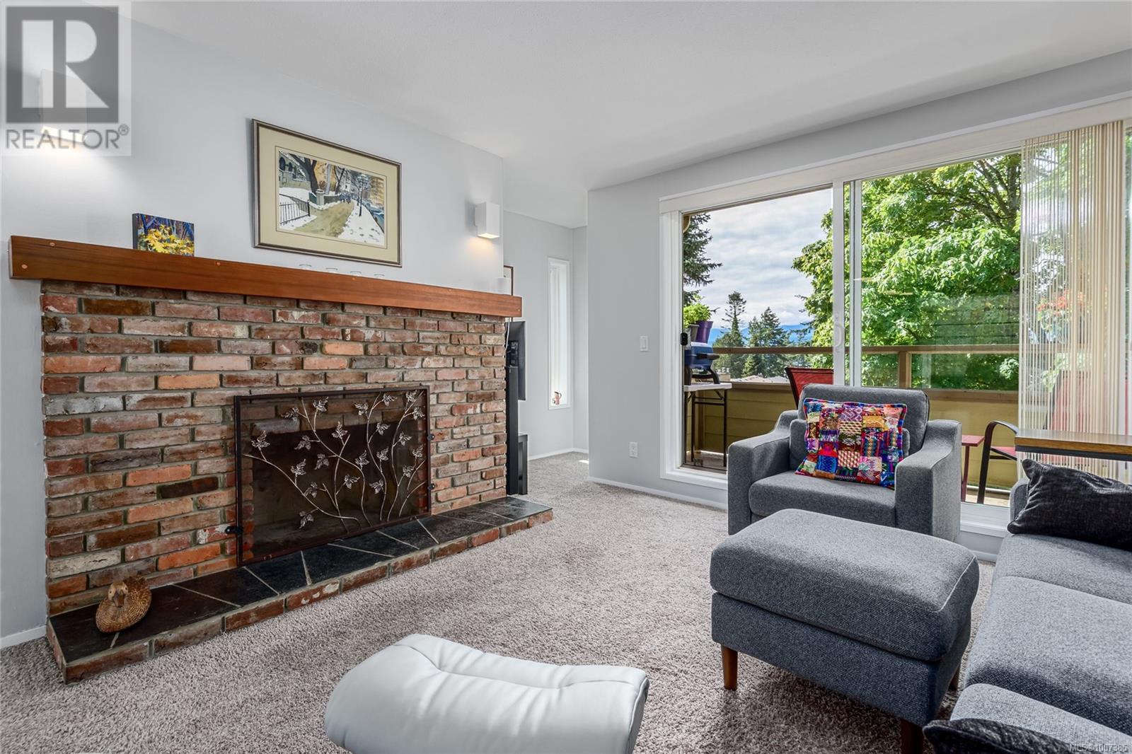 308C 2250 Manor Pl, Comox