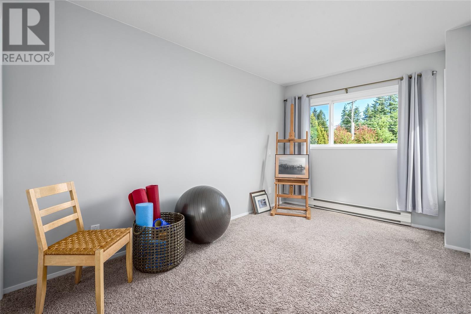 308C 2250 Manor Pl, Comox