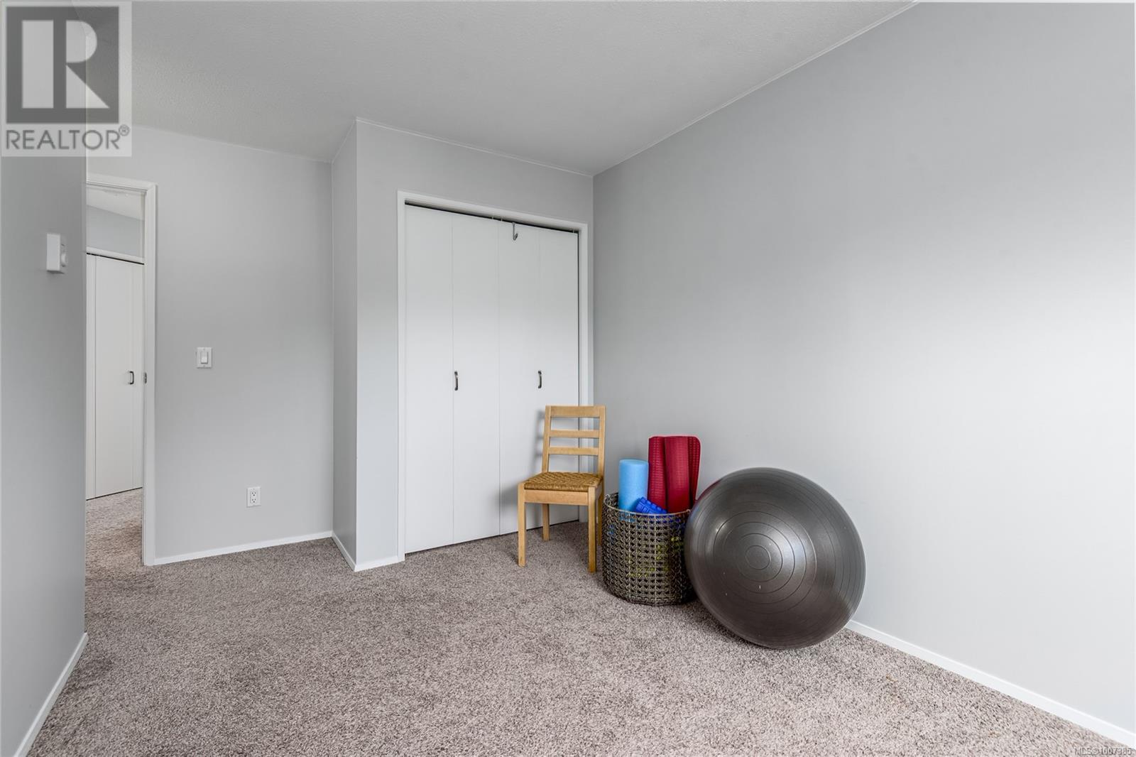 308C 2250 Manor Pl, Comox
