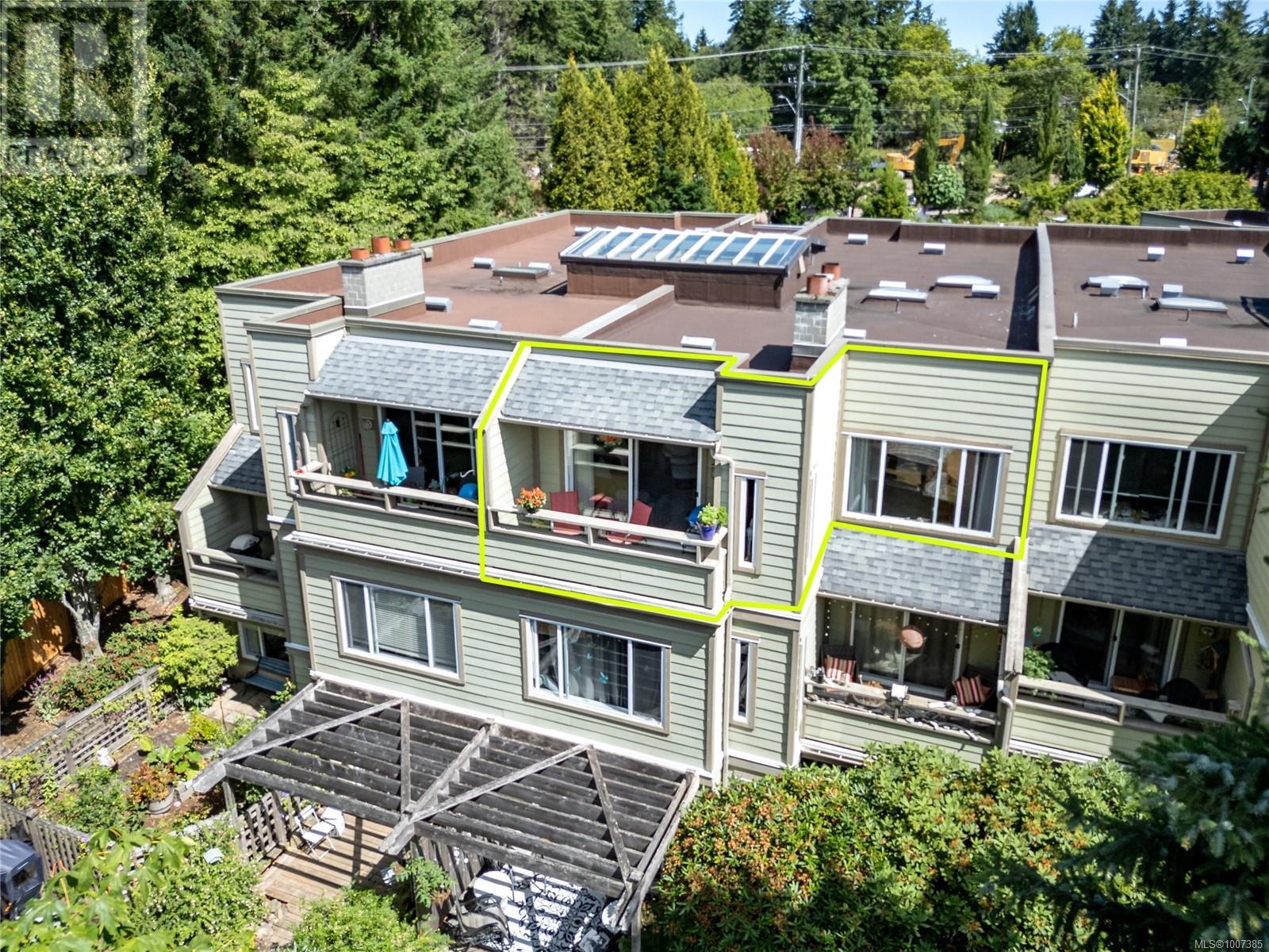 308C 2250 Manor Pl, Comox
