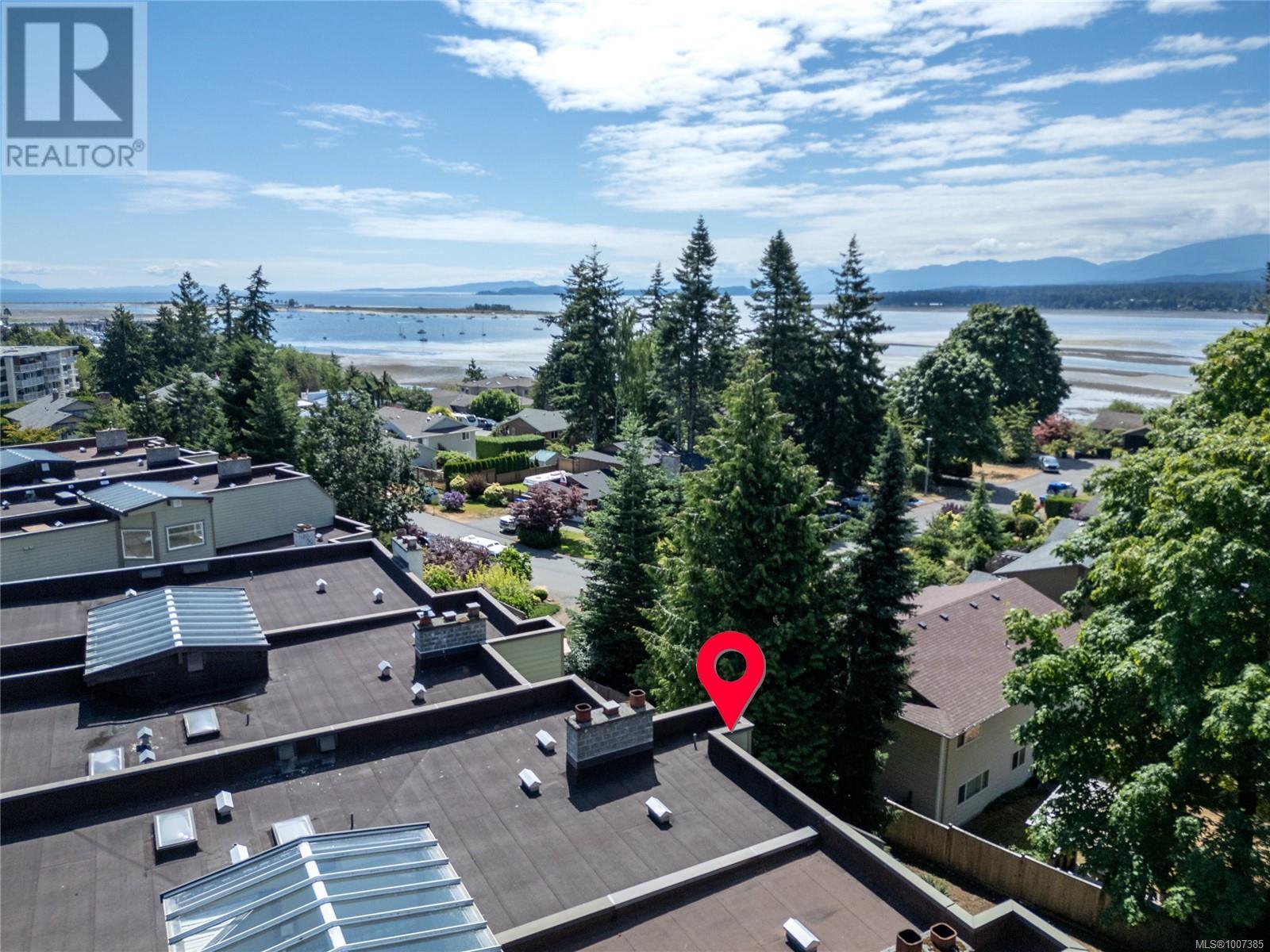 308C 2250 Manor Pl, Comox