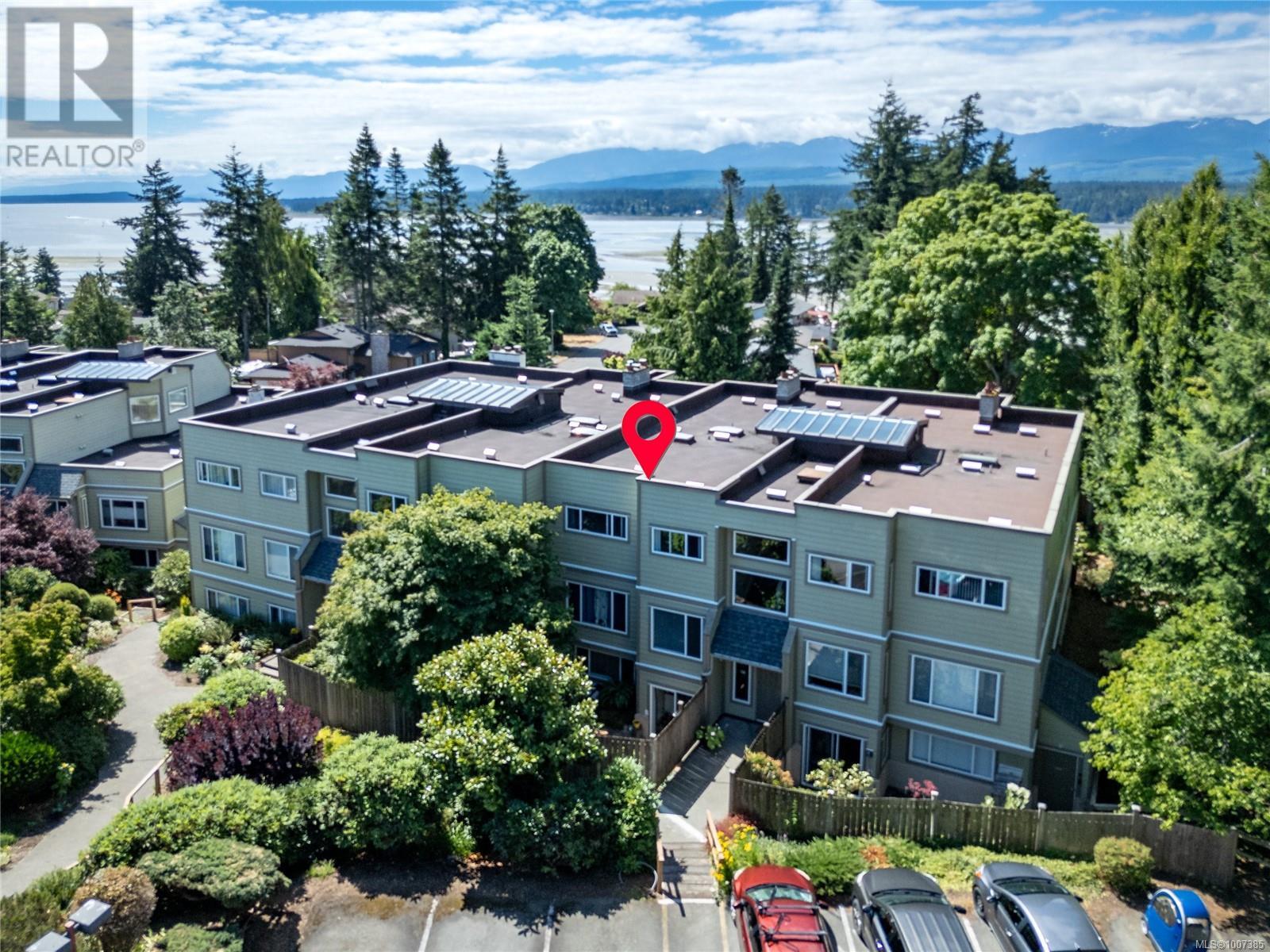 308C 2250 Manor Pl, Comox