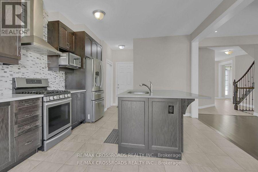 Photo 46 of 906 Whimbrel Way, Ottawa ON