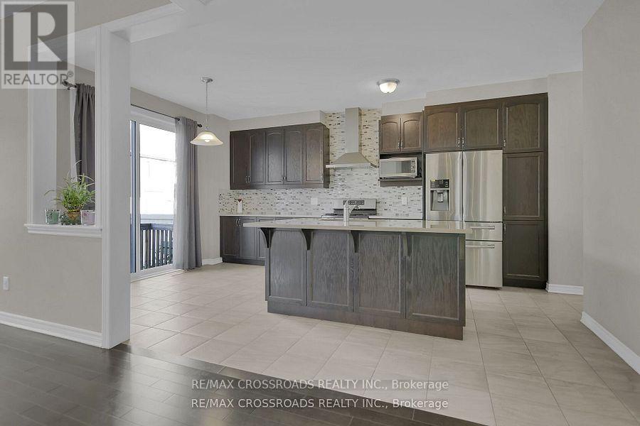 Photo 20 of 906 Whimbrel Way, Ottawa ON