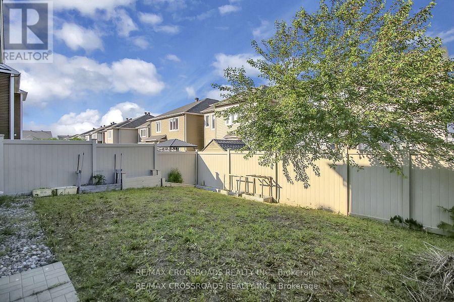 Photo 33 of 906 Whimbrel Way, Ottawa ON