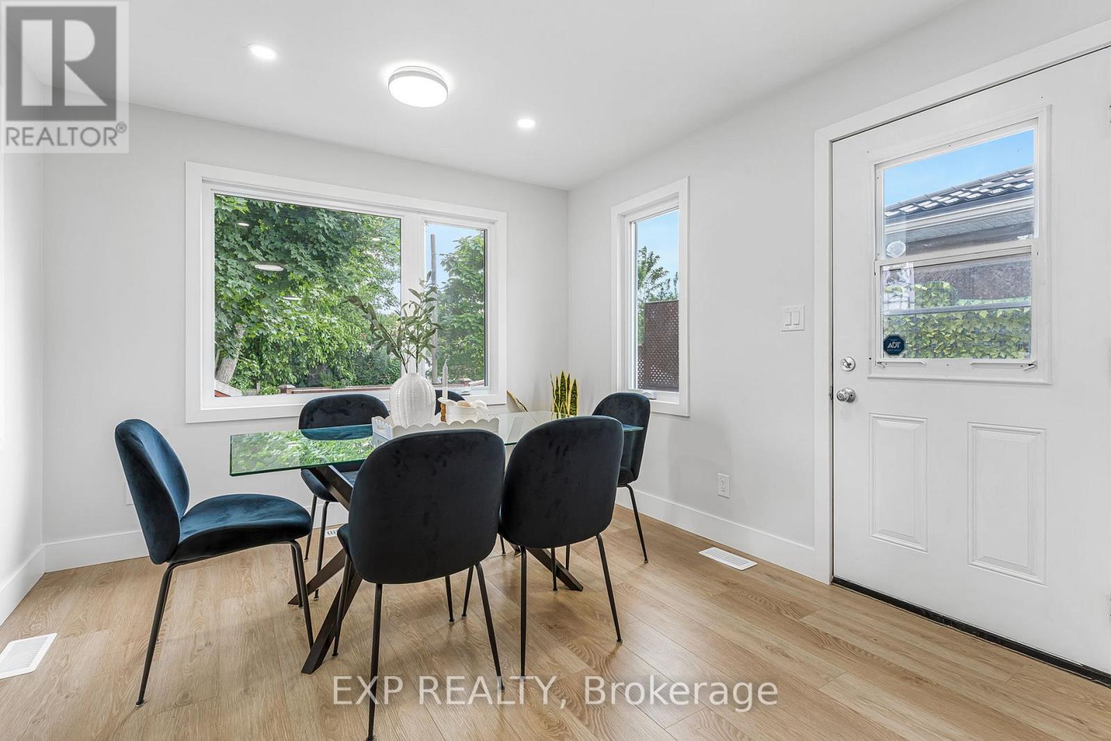 Photo 18 of 319 East 28th Street, Hamilton ON