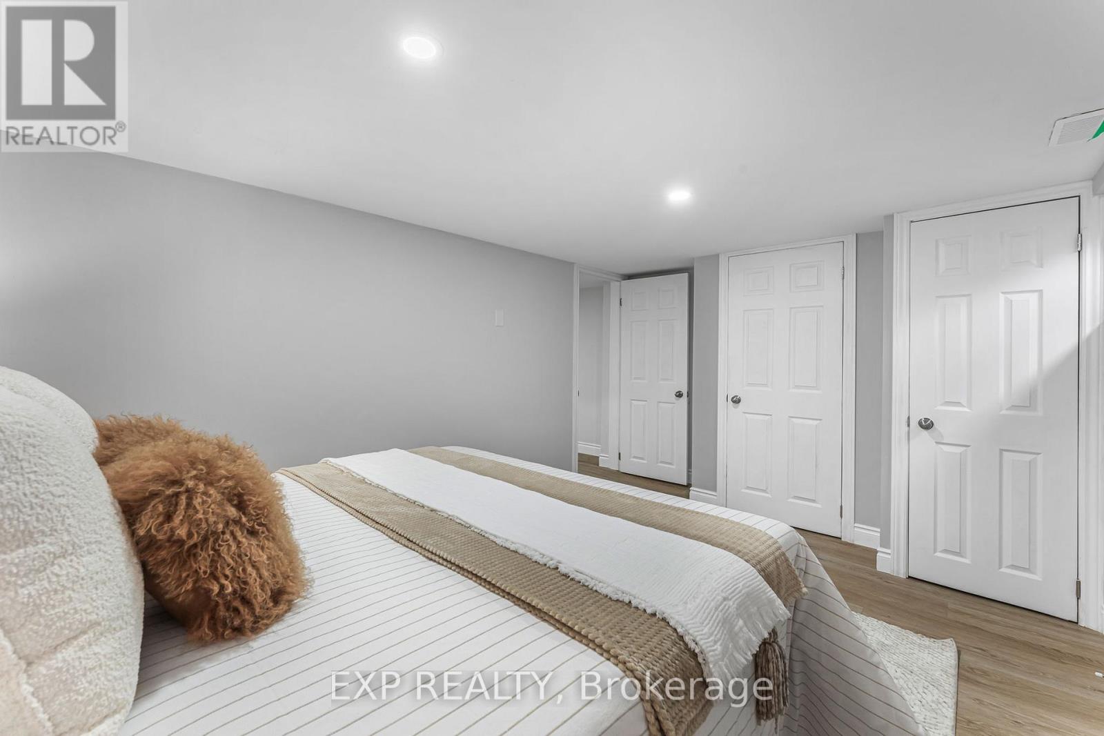 Photo 23 of 319 East 28th Street, Hamilton ON