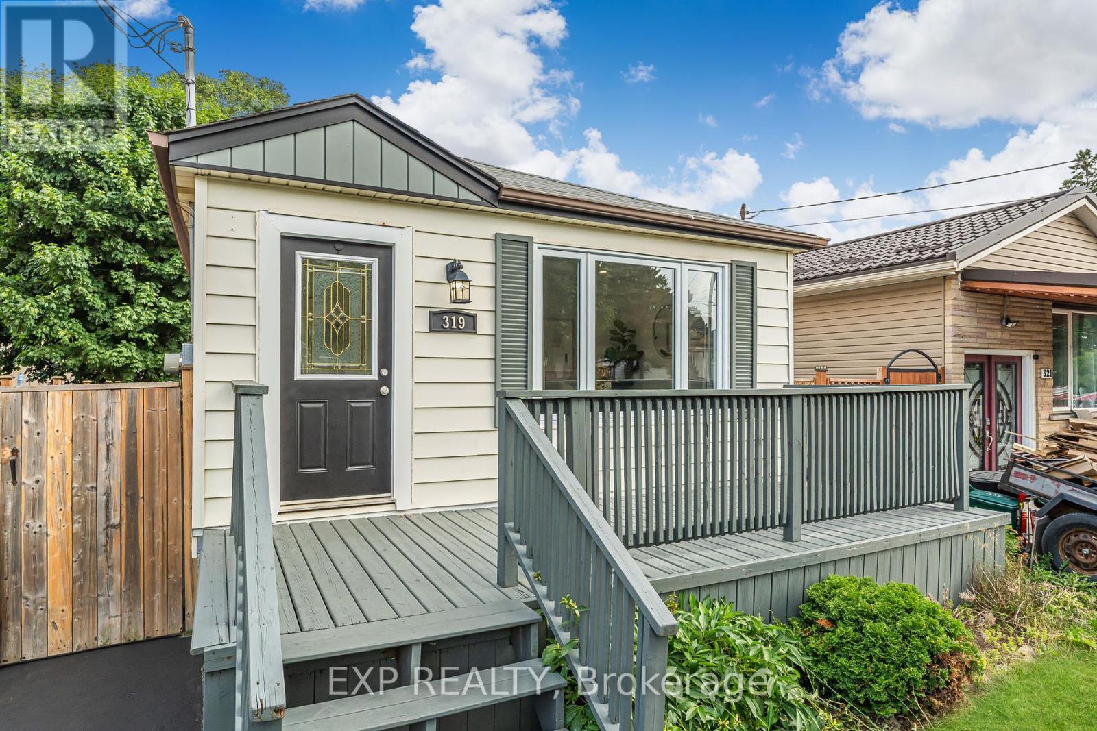 Photo 3 of 319 East 28th Street, Hamilton ON