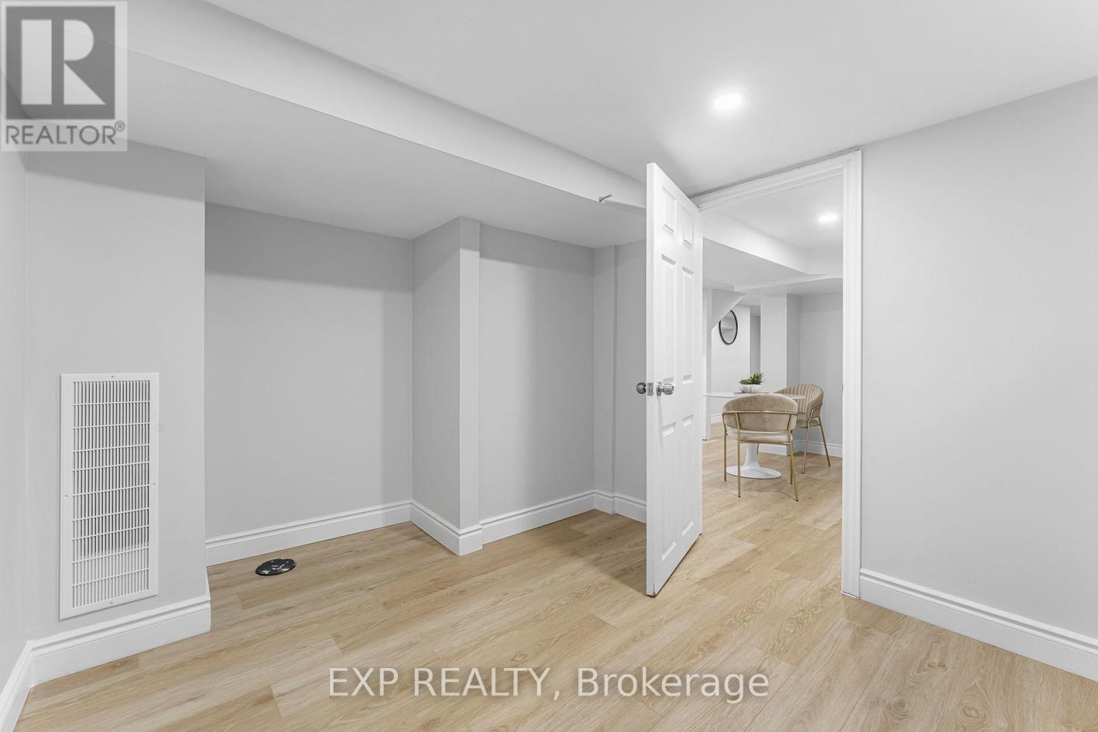 Photo 35 of 319 East 28th Street, Hamilton ON