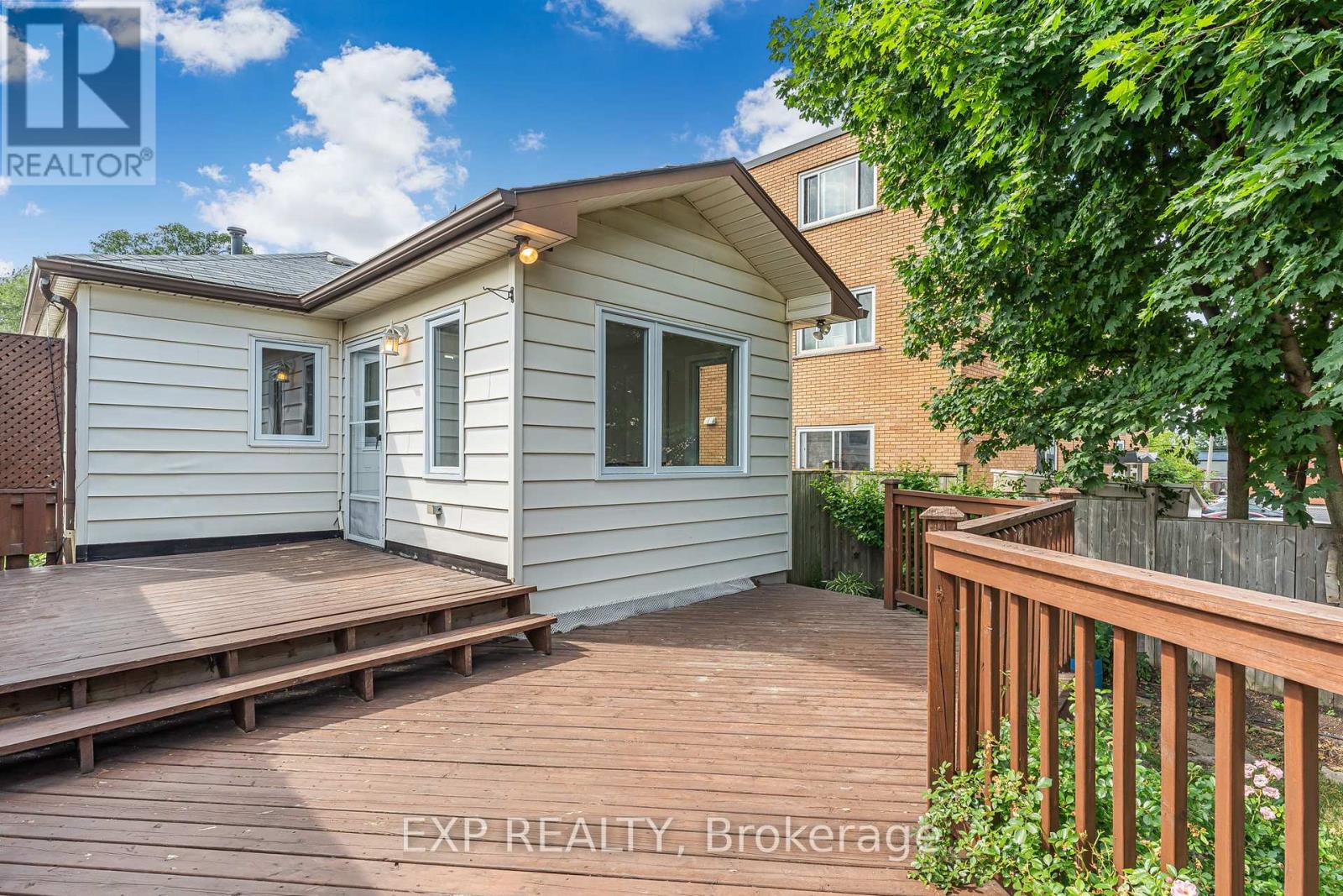 Photo 40 of 319 East 28th Street, Hamilton ON