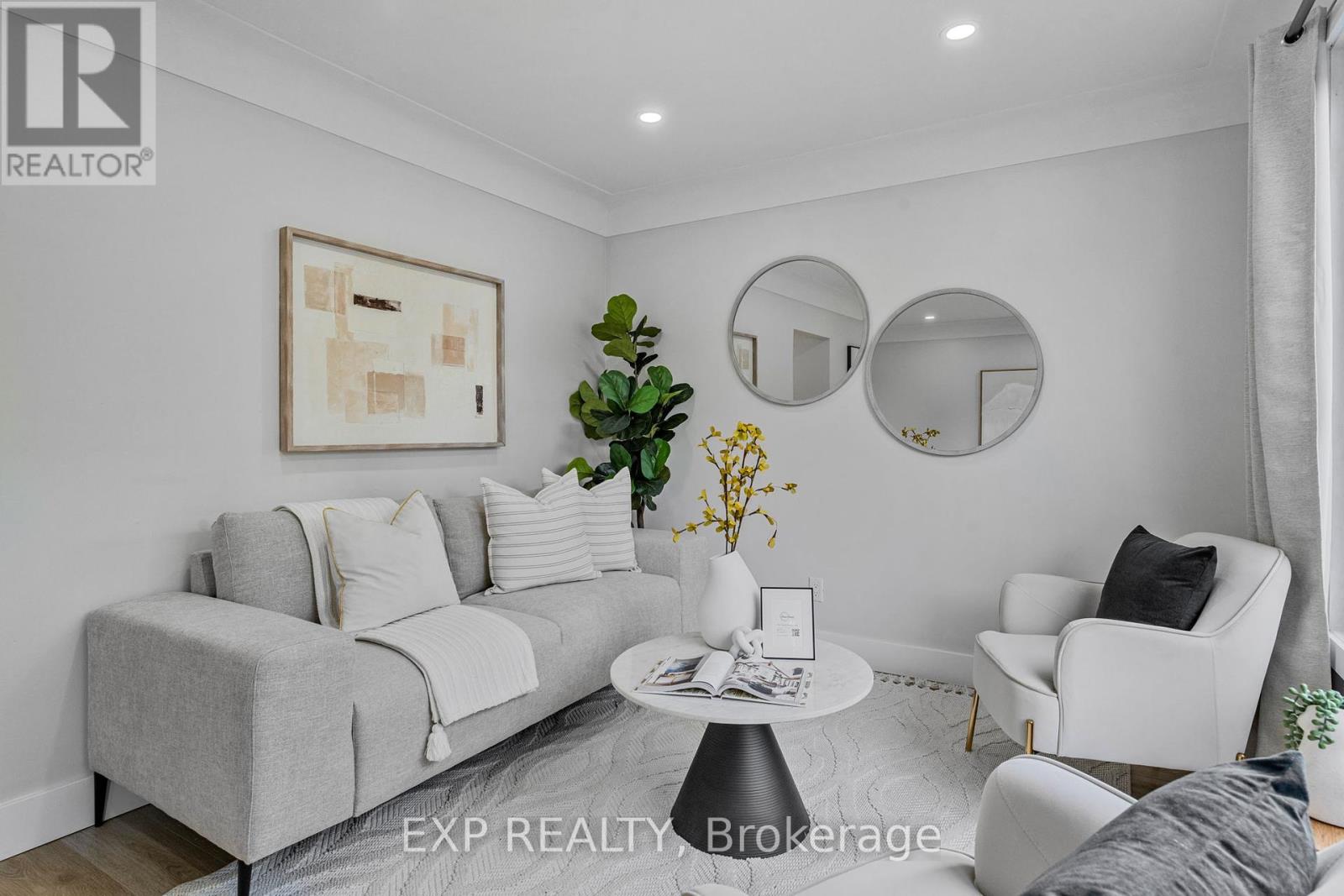 Photo 7 of 319 East 28th Street, Hamilton ON
