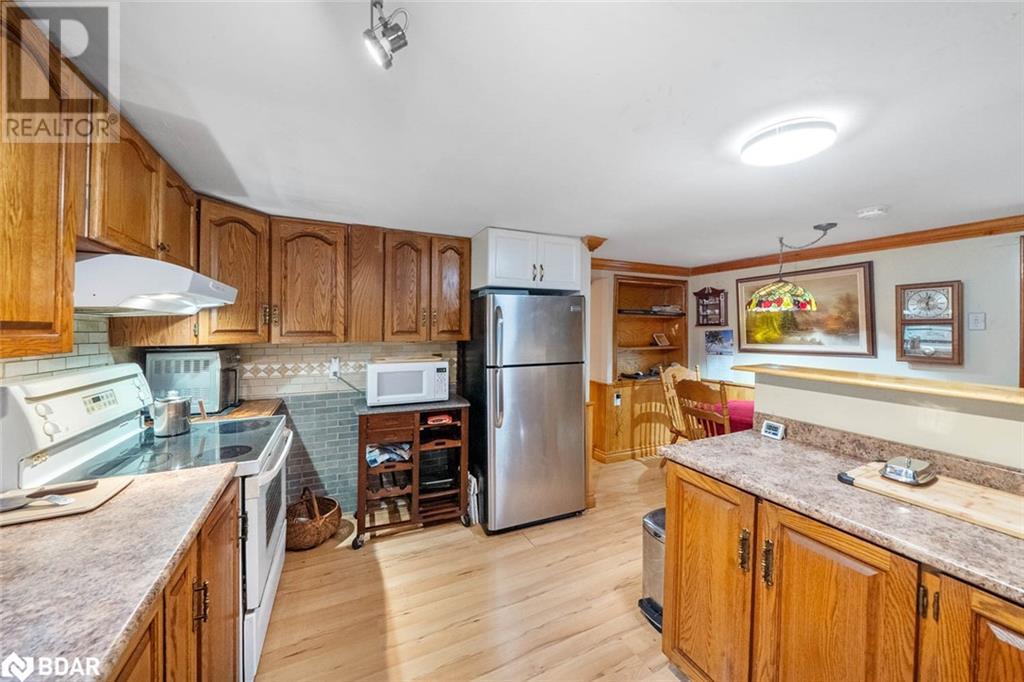 Photo 24 of 1291 Muskoka Rd 118 W, Bracebridge ON