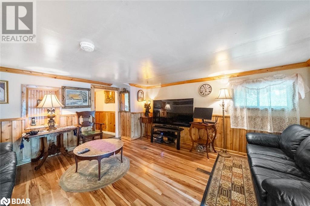Photo 14 of 1291 Muskoka Rd 118 W, Bracebridge ON
