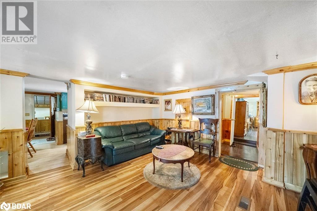 Photo 6 of 1291 Muskoka Rd 118 W, Bracebridge ON