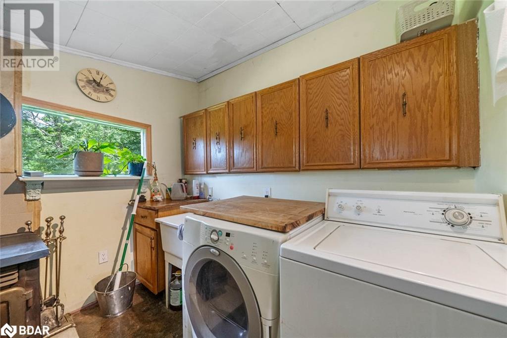 Photo 32 of 1291 Muskoka Rd 118 W, Bracebridge ON