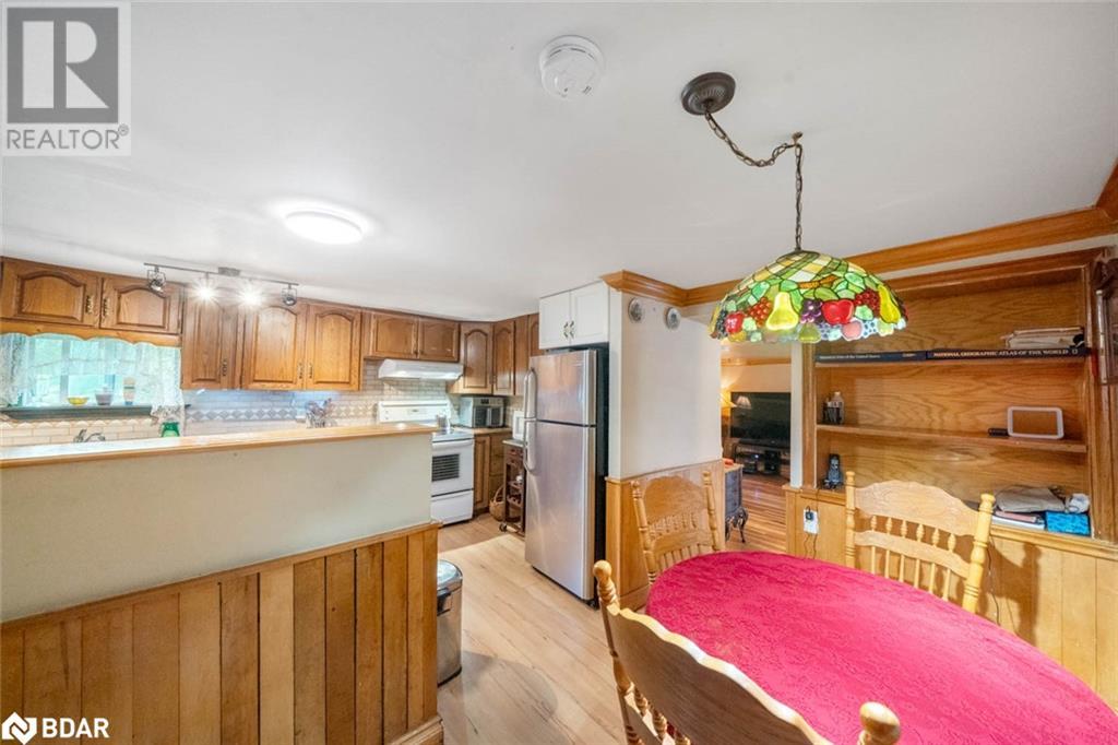 Photo 9 of 1291 Muskoka Rd 118 W, Bracebridge ON