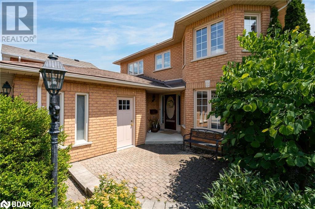 Photo 4 of 47 Finlay Road, Barrie ON