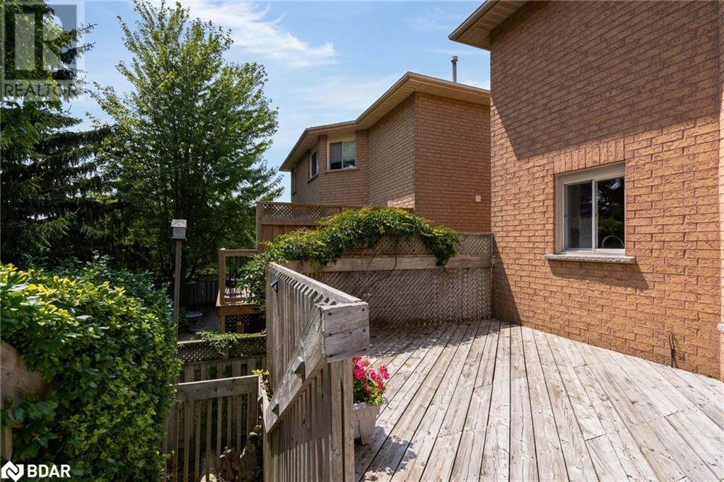 Photo 26 of 47 Finlay Road, Barrie ON