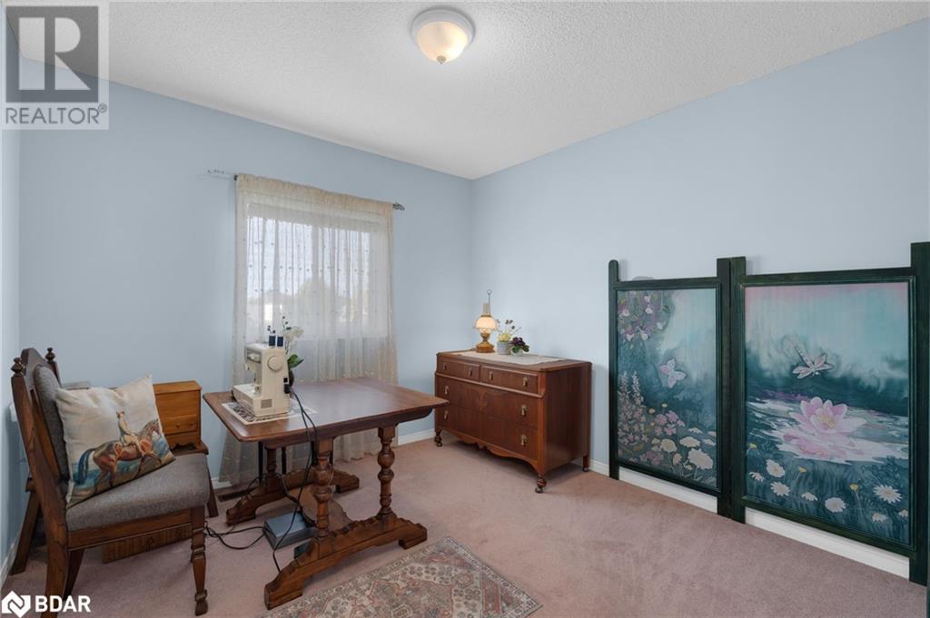 Photo 7 of 47 Finlay Road, Barrie ON