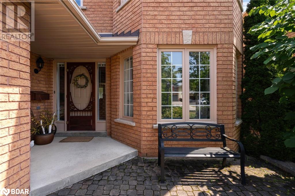 Photo 33 of 47 Finlay Road, Barrie ON