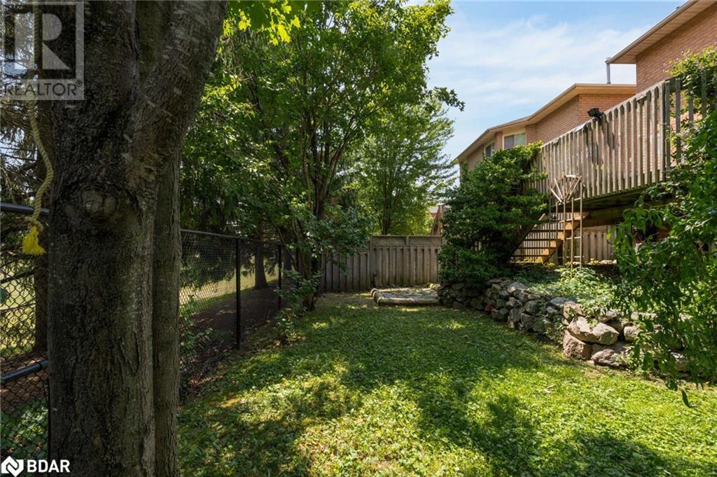 Photo 6 of 47 Finlay Road, Barrie ON