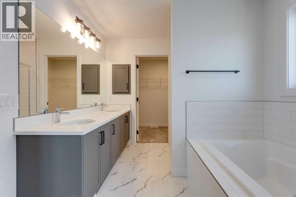 Photo 11 of 271 Rivercrest Boulevard, Cochrane AB