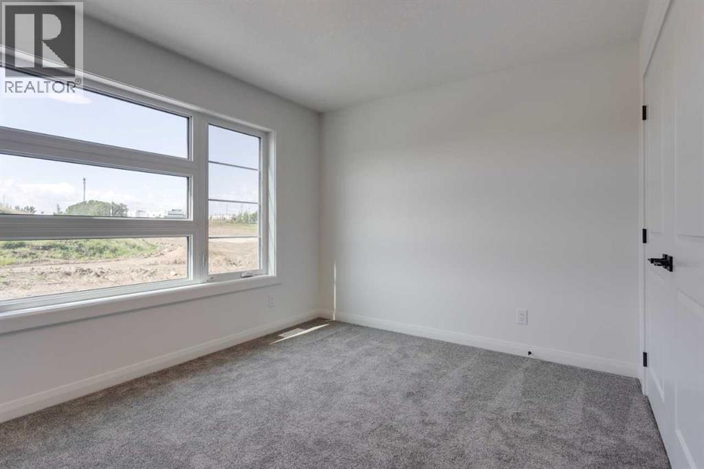 Photo 10 of 271 Rivercrest Boulevard, Cochrane AB